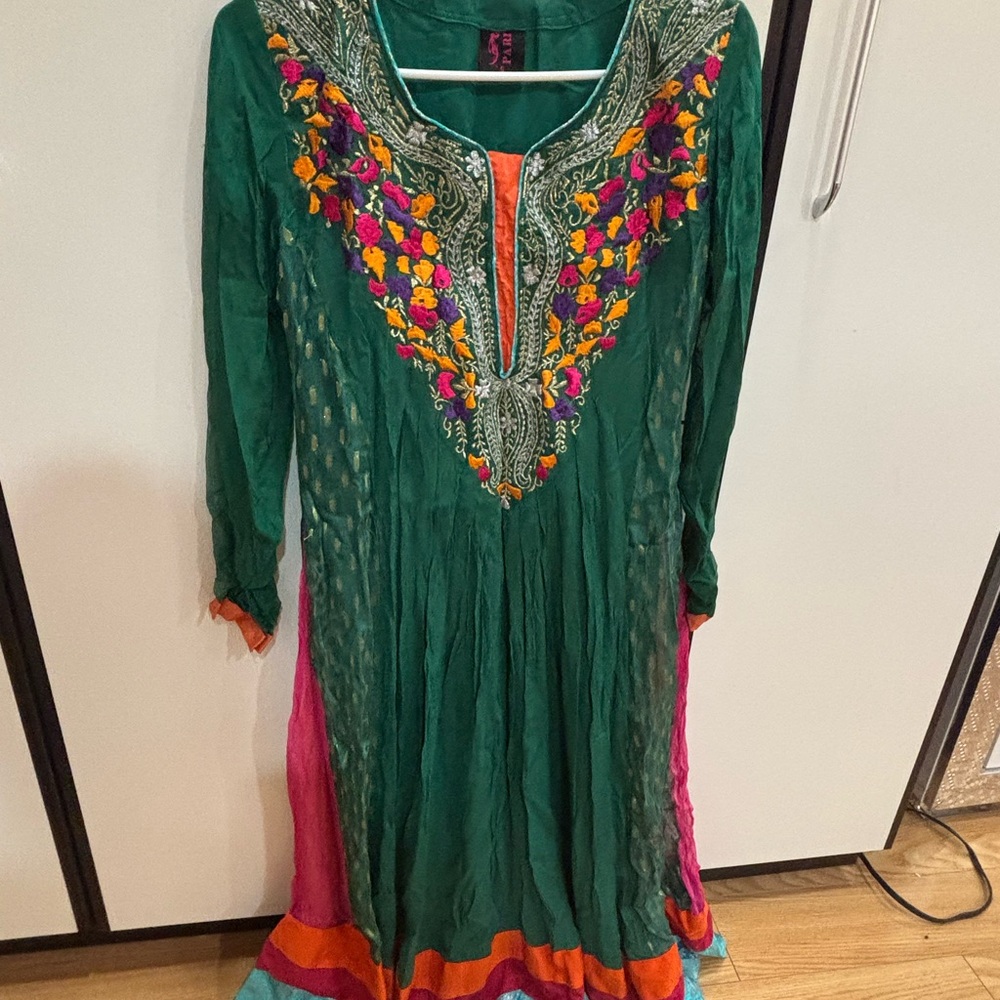 Embroidered Pakistani/Indian dress